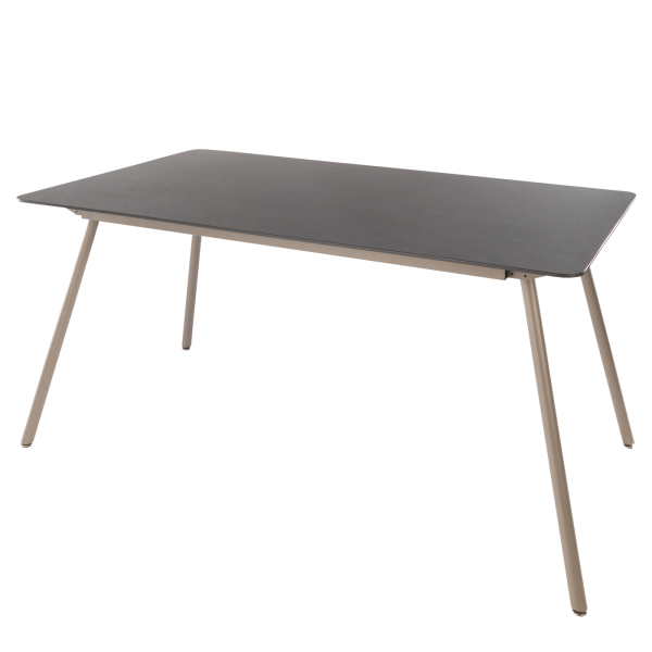 Details: Fiberglass table Locarno 160x90 (rounded corners)